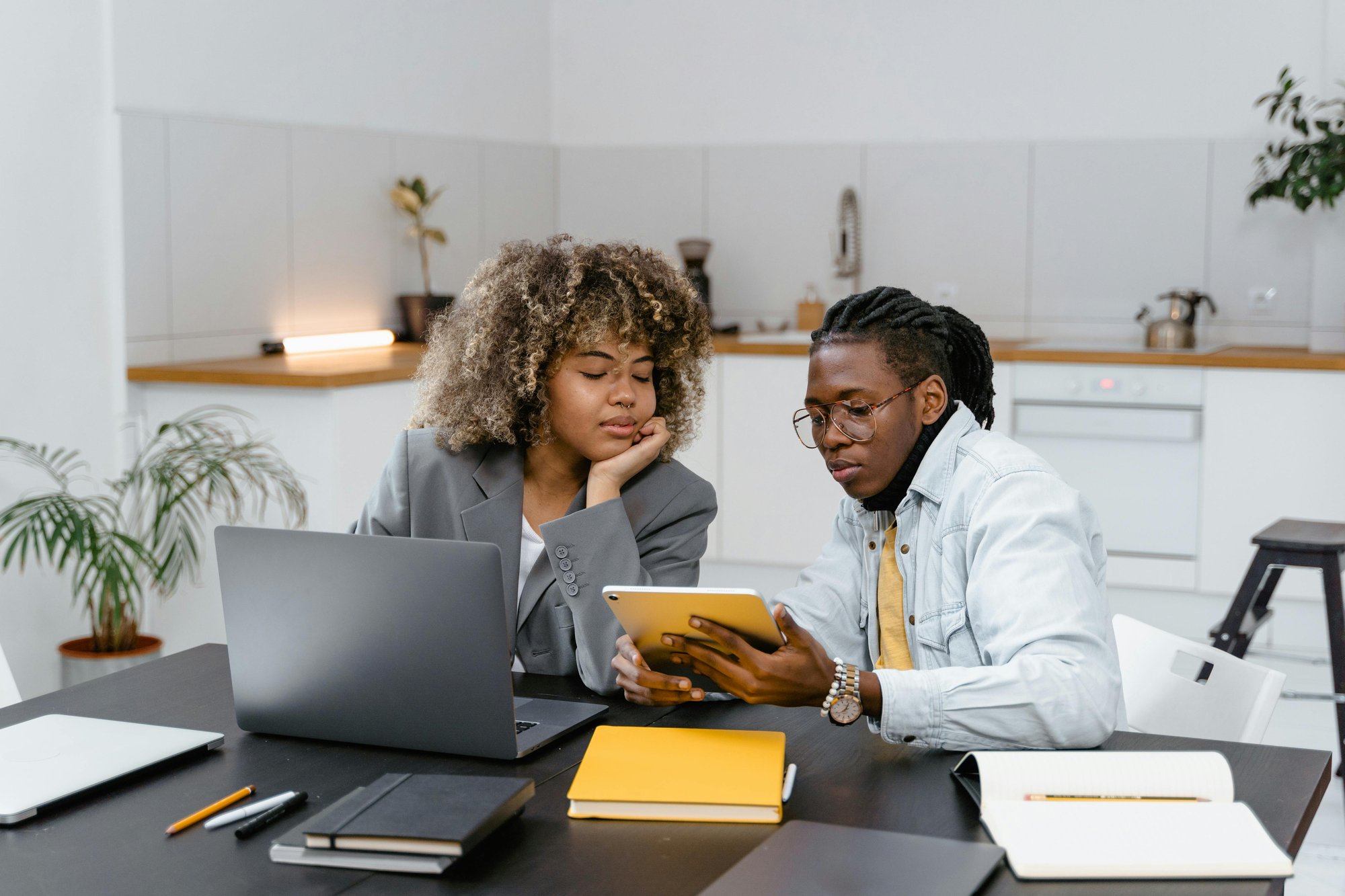 pexels-mart-production-7550362